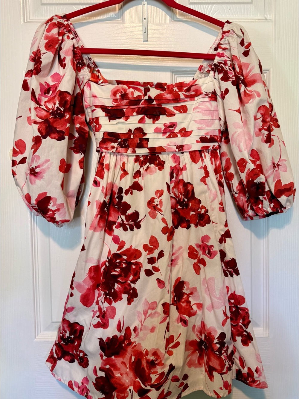 NWT Abercrombie & Fitch Emerson Ruched Puff Sleeve Mini Dress - Red Floral M